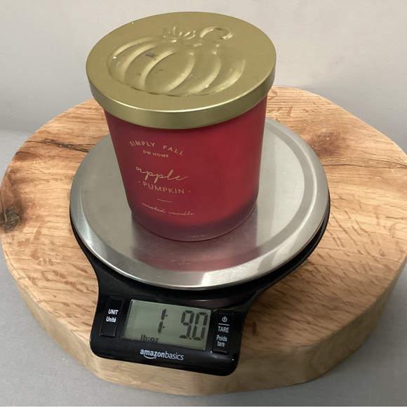 Never Lit - Apple Pumpkin Scented Candle in lidded Glass Jar by DW Home - Nice - Picture 11 of 11